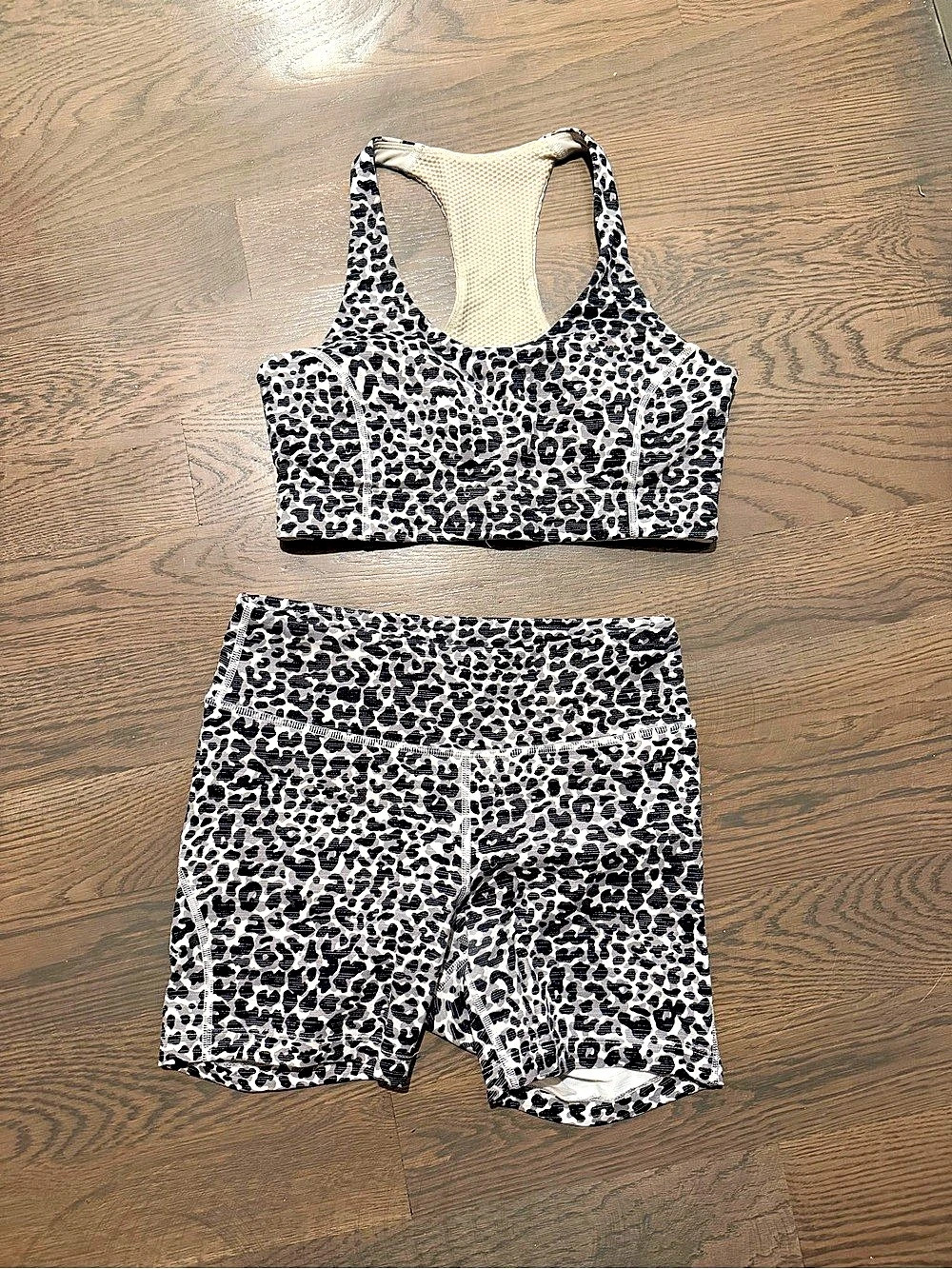 Outdoor Voices TechSweat Doing Things Bra and Biker Short Set Black & White Size